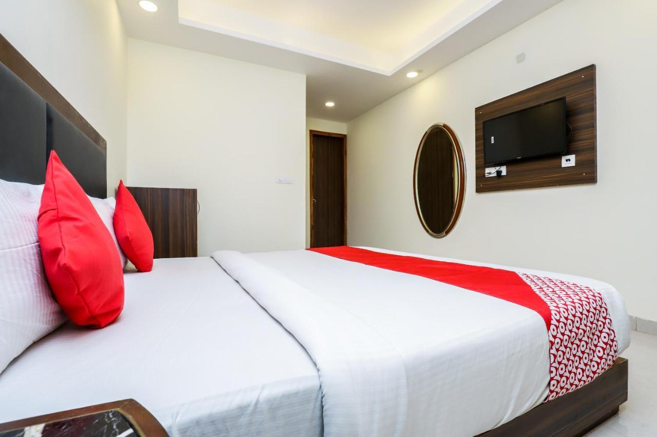 Hotel Moreton Igi Airport Neu-Delhi Exterior foto