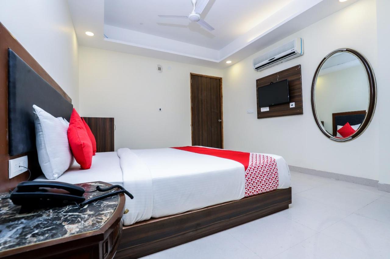 Hotel Moreton Igi Airport Neu-Delhi Exterior foto